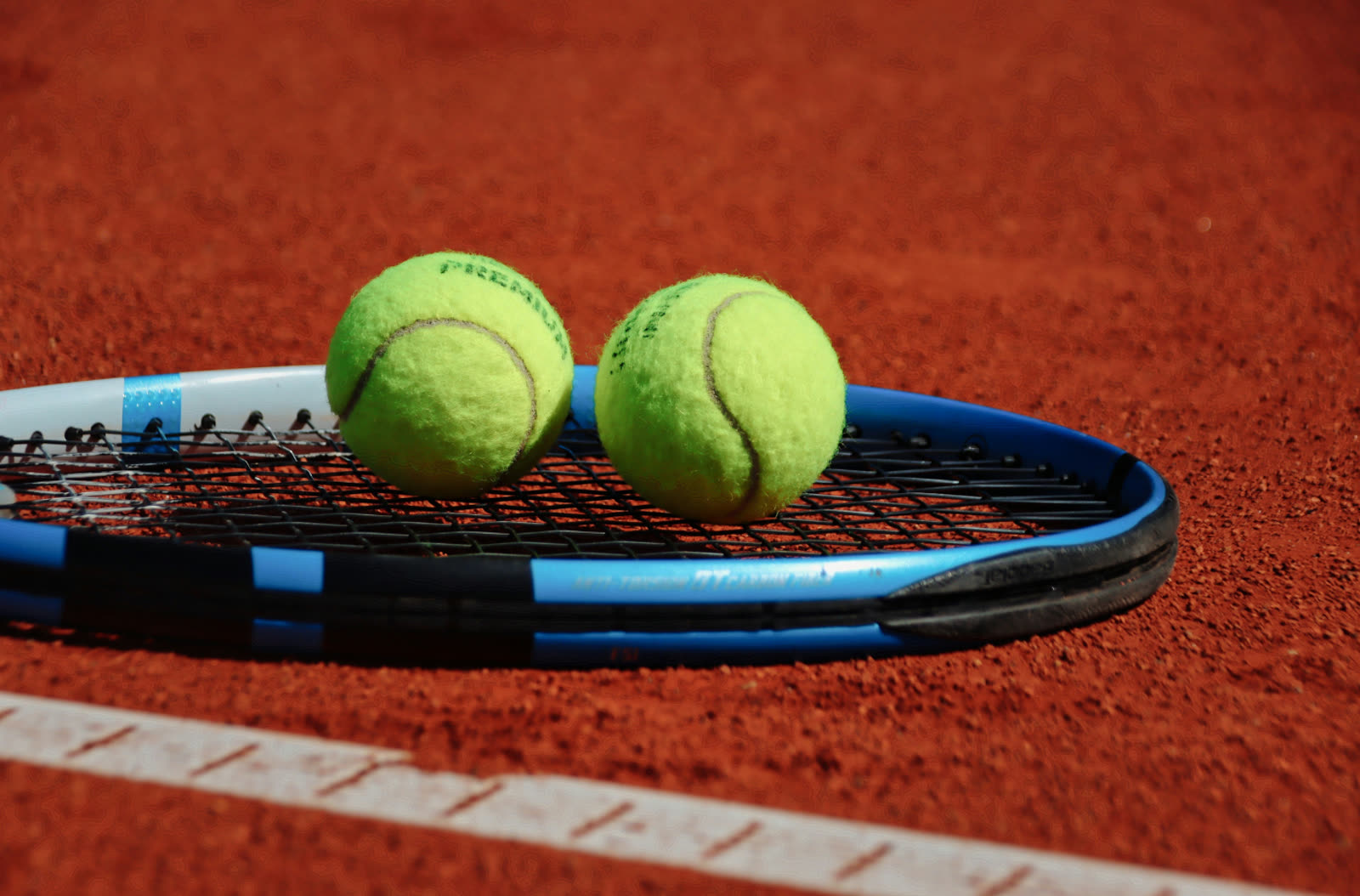 Tennisles op TV Brakkenstein